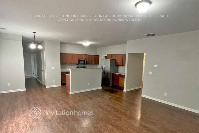 Building Photo - 4121 Oak Field Dr