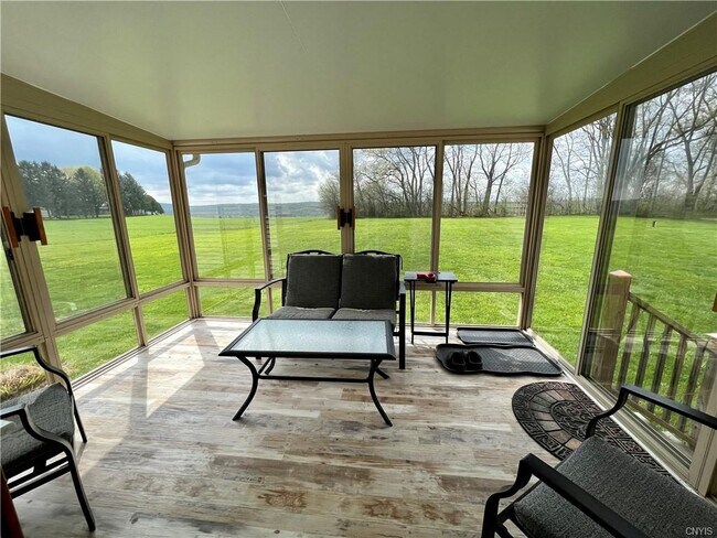3 season porch - 2010 W Genesee Tpke