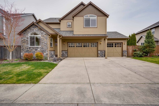 Building Photo - 3+ Bedroom 2.5 Bath with Office and Bonus Room - Indoor Play Structure - North Salmon Creek
