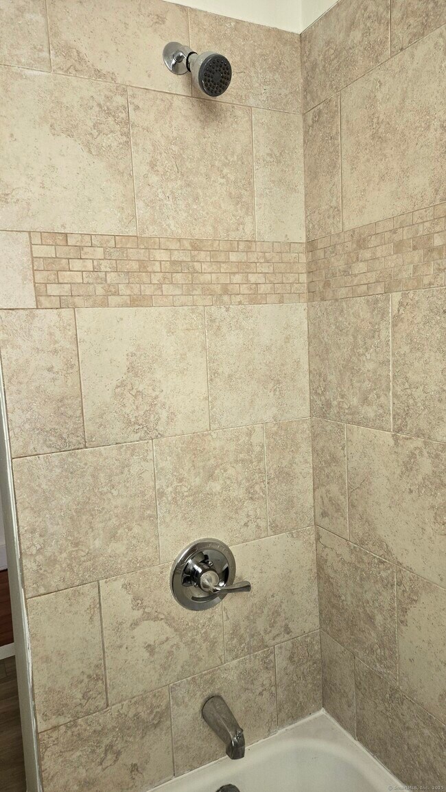 Foto del edificio - 47 Dickerman St