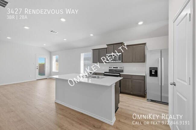 Building Photo - 3427 Rendezvous Way
