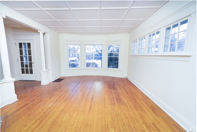 Building Photo - 19 Harrison Ave