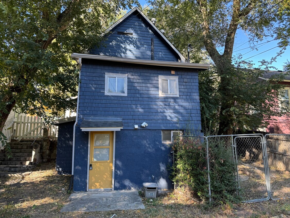 Photo - 523 N Walnut St (Colorado Springs, CO)