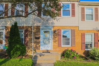 Building Photo - 8507 Gradien Dr