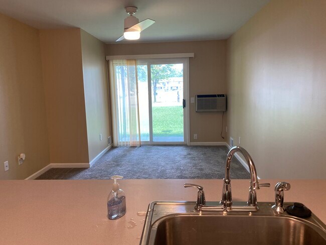 Foto del edificio - 31803 Nardelli Ln
