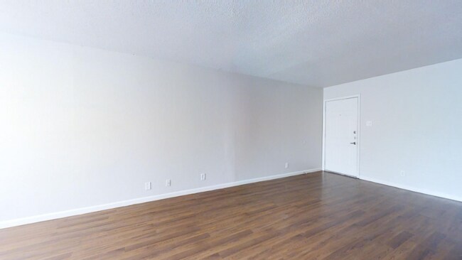 Foto del edificio - 5221 Bonita Ave