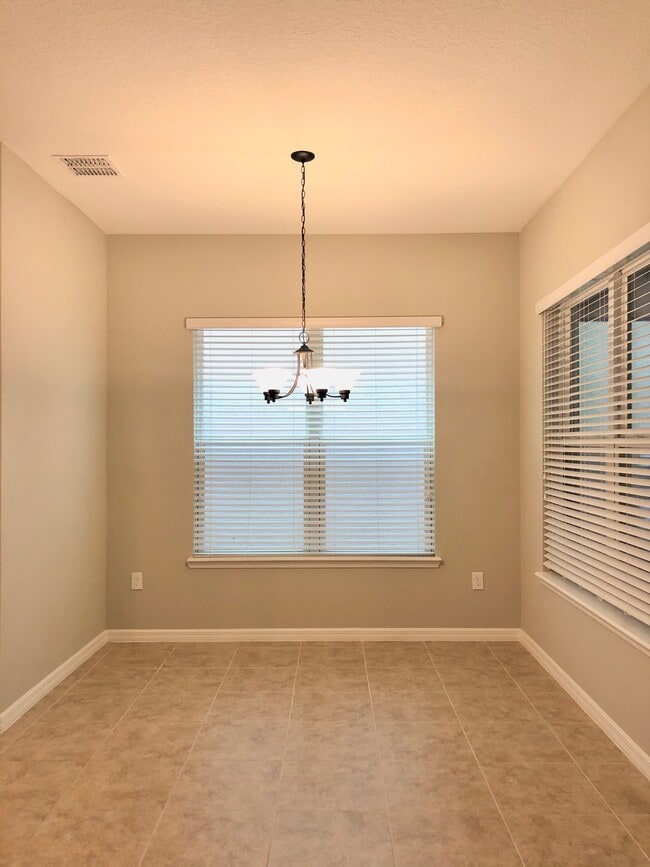 Foto del edificio - 12663 Salomon Cove Dr