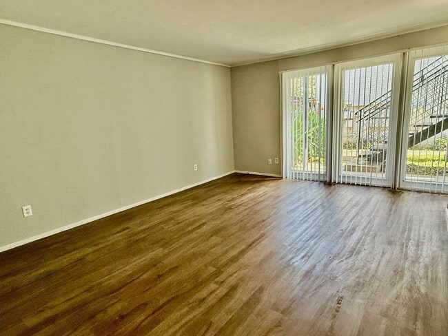 Foto del edificio - 1000 Heights Blvd