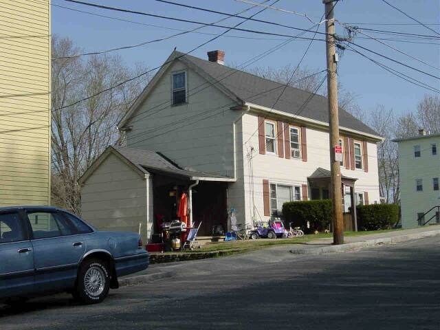 Foto del edificio - 129-147 Pleasant St