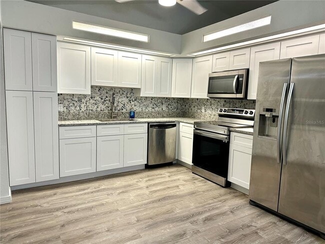 Building Photo - 4395 Hansard Ave