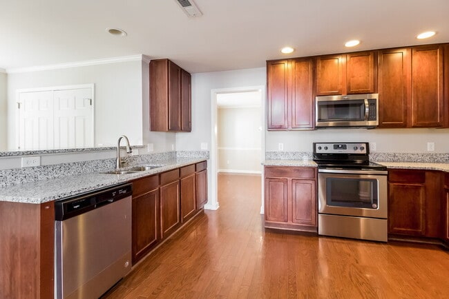 Foto del edificio - 409 Pyracantha Dr