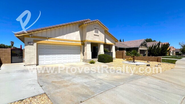 Building Photo - 3 Bed, 2 Bath Victorville Home with a Bonu...