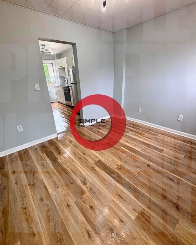 Foto del edificio - 834 Nicolls St