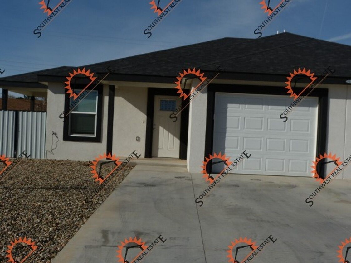 Foto principal - 3132 Westminster Dr