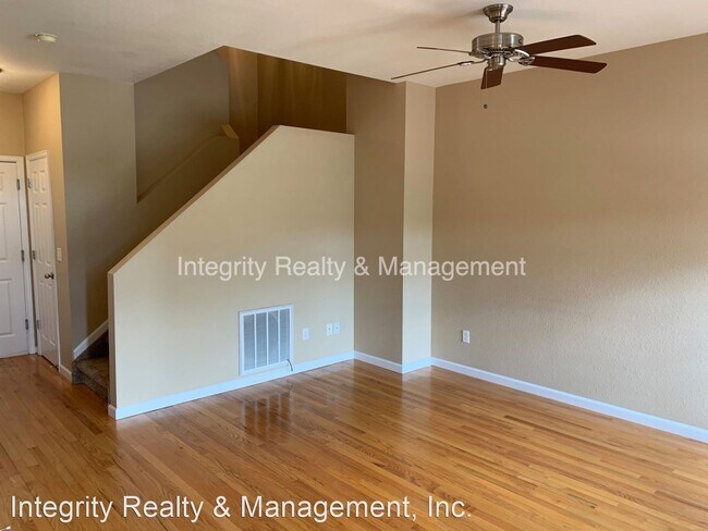 Building Photo - 4 br, 2.5 bath House - 4014 Nordland Trl