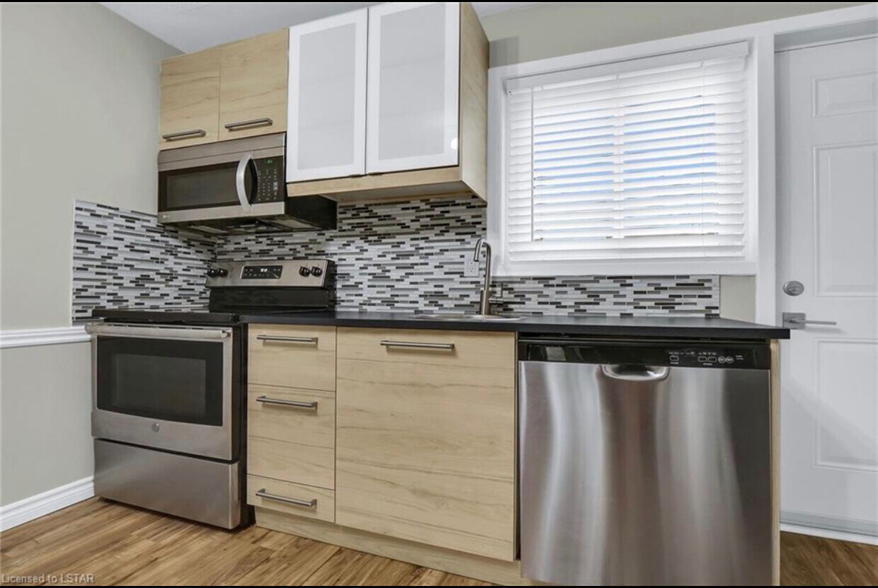 Photo principale - 1090 Kipps Ln