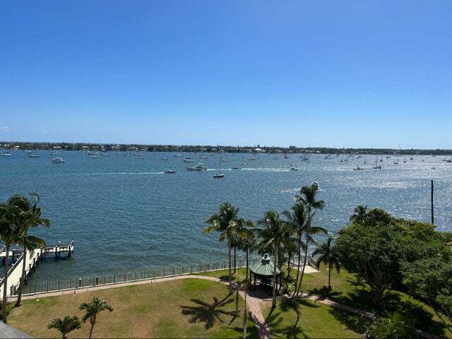 Foto del edificio - 5200 N Flagler Dr