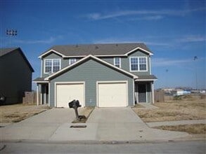 Building Photo - 4538-4540 Alamosa St