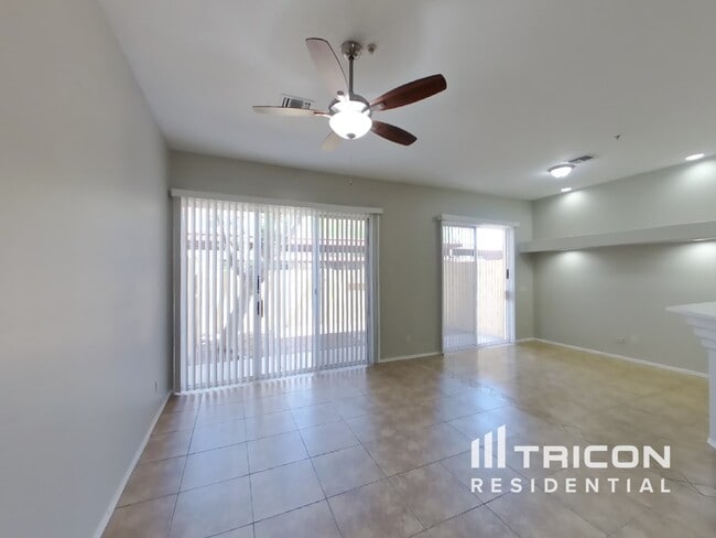 Foto del edificio - 7528 N 19th Ave