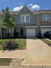 Building Photo - 144 Swindon Dr