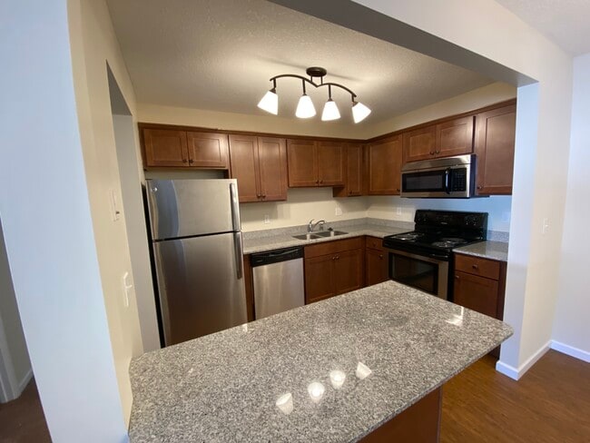 CEDAR RIDGE APARTMENT HOMES