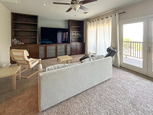 Foto del edificio - 206 Forest Dr