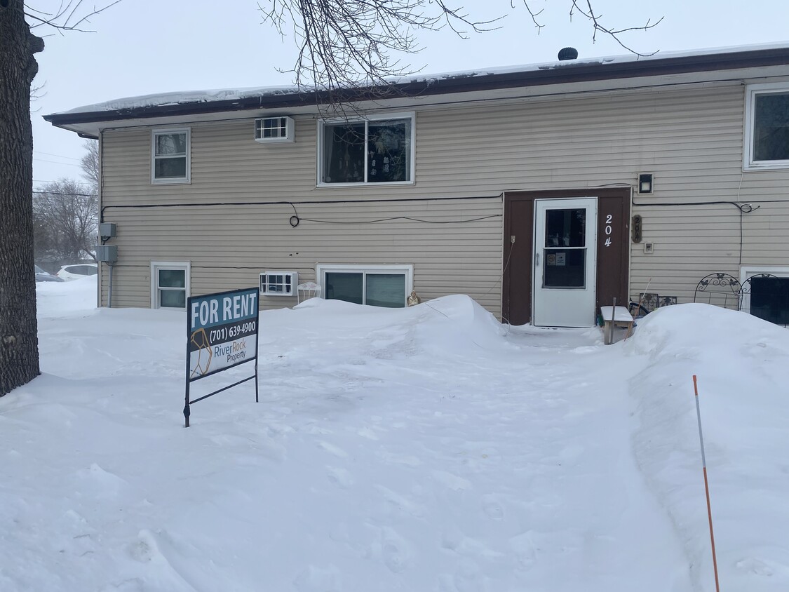 204 4th St NW Unit 3, Dilworth, MN 56529 Apartments in Dilworth, MN