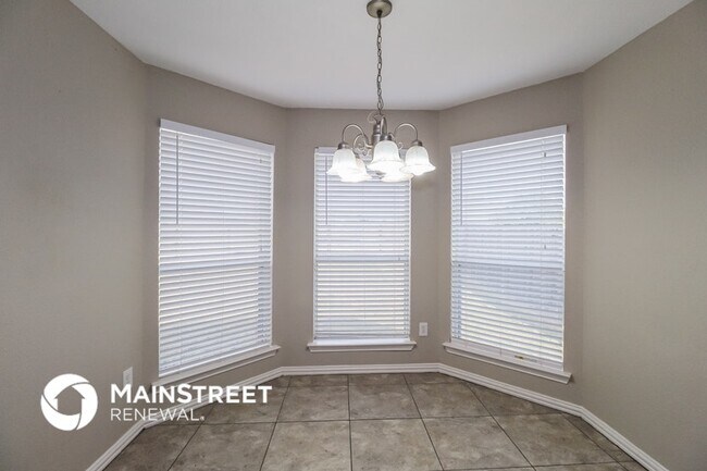 Building Photo - 217 Timber Dr