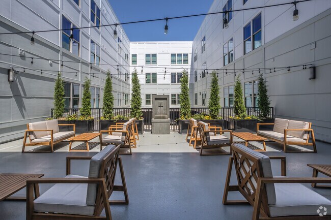 Patio - Museum Lofts