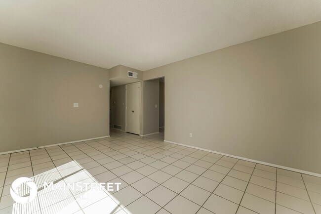 Foto del edificio - 3627 S Santee Ave