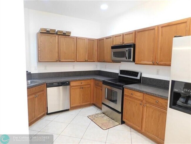 Building Photo - 13111 SW 42nd St