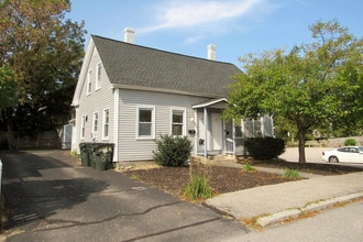 Building Photo - 164 Douglas St