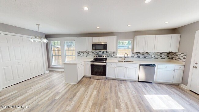 Building Photo - 5336 Cruz Rd