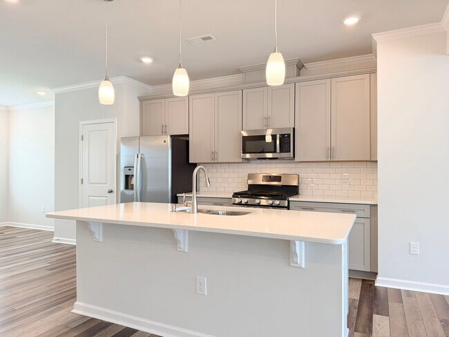 Building Photo - 3018 Brellon Ln