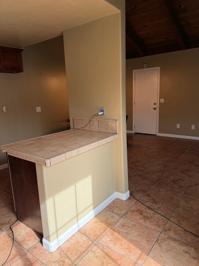 Building Photo - 2065 Colt Dr