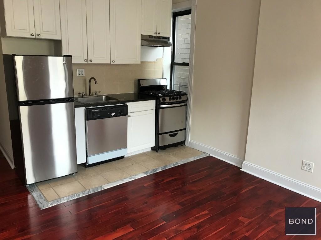 121 W 104th St, New York, NY 10025 Apartments in New York, NY