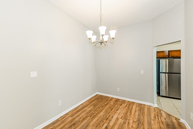 Foto del edificio - 1525 Harvest Cove Dr