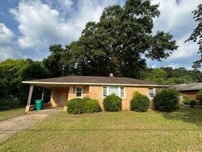 Building Photo - 2426 Peach Orchard Rd