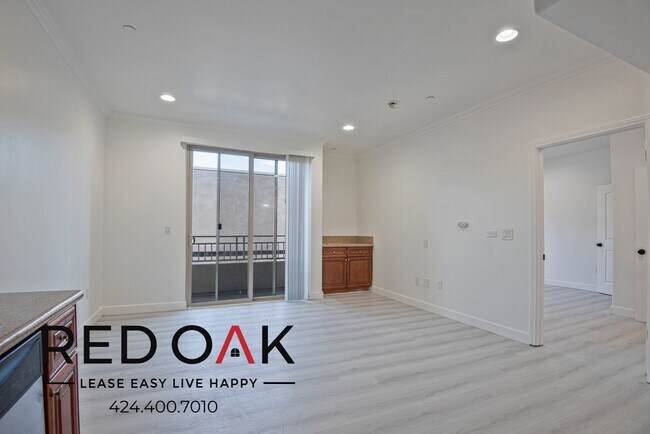 Foto del edificio - 8747 Sepulveda Blvd
