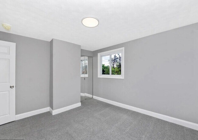 Foto del edificio - 2100 Ashburton St