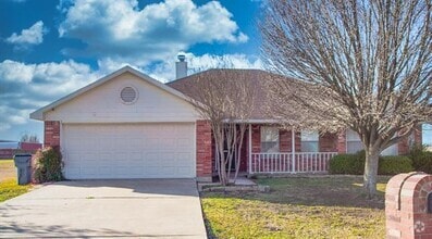 Building Photo - 6985 Meadow Ridge Cir