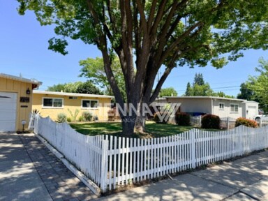 Foto del edificio - Gorgeous Sacramento Home with a POOL!!