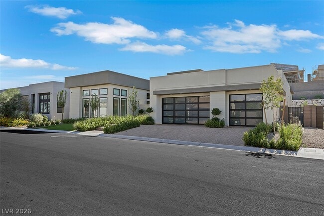 Building Photo - 4803 Verde Bloom St