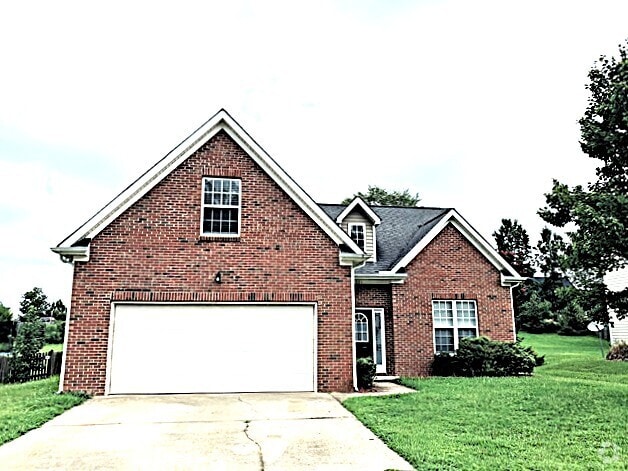 Building Photo - 321 Collinsworth Dr