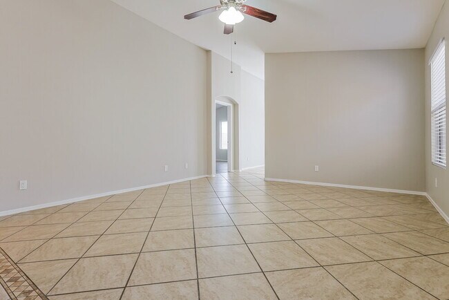 Foto del edificio - 10857 E Arcadia Ave