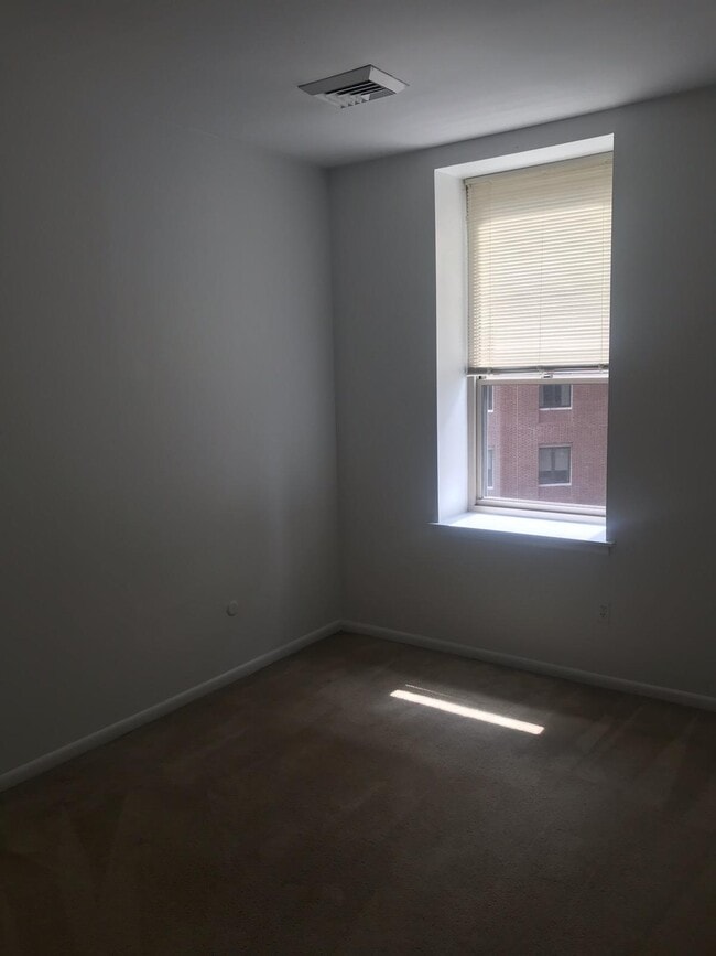 Bedroom - 269 S 9th St