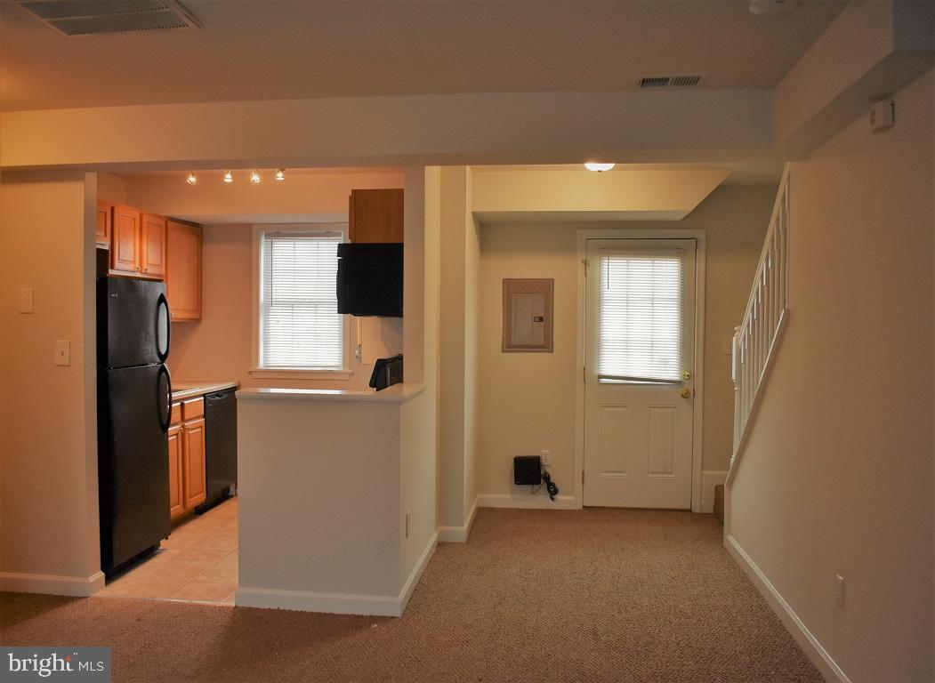 Primary Photo - 2504 Kent Village Dr