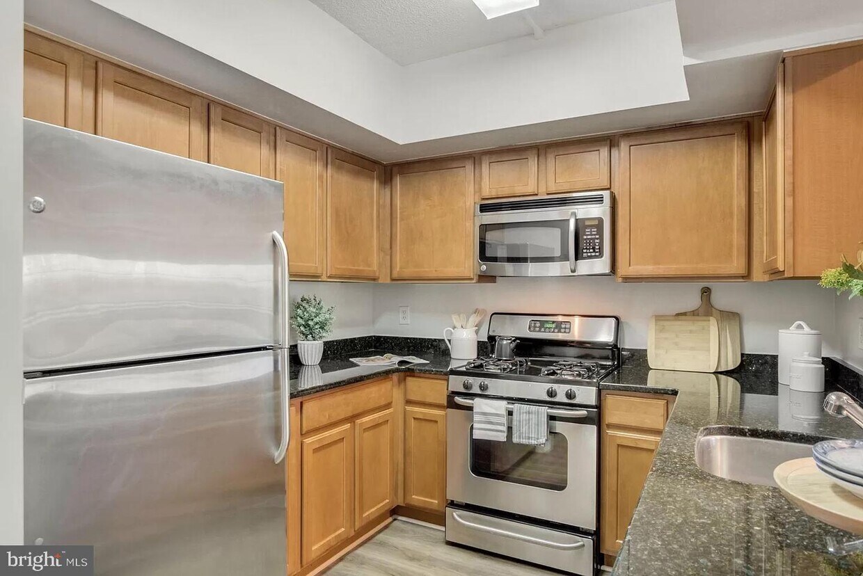 7915 Eastern Ave NW Unit 408, Silver Spring, MD 20910 Apartment for