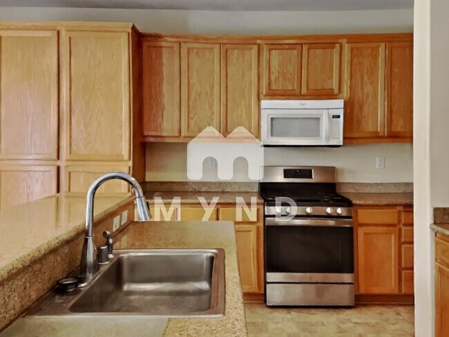 Building Photo - 840 Shasta Daisy