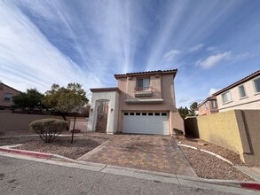 Building Photo - 2287 Red Bud St